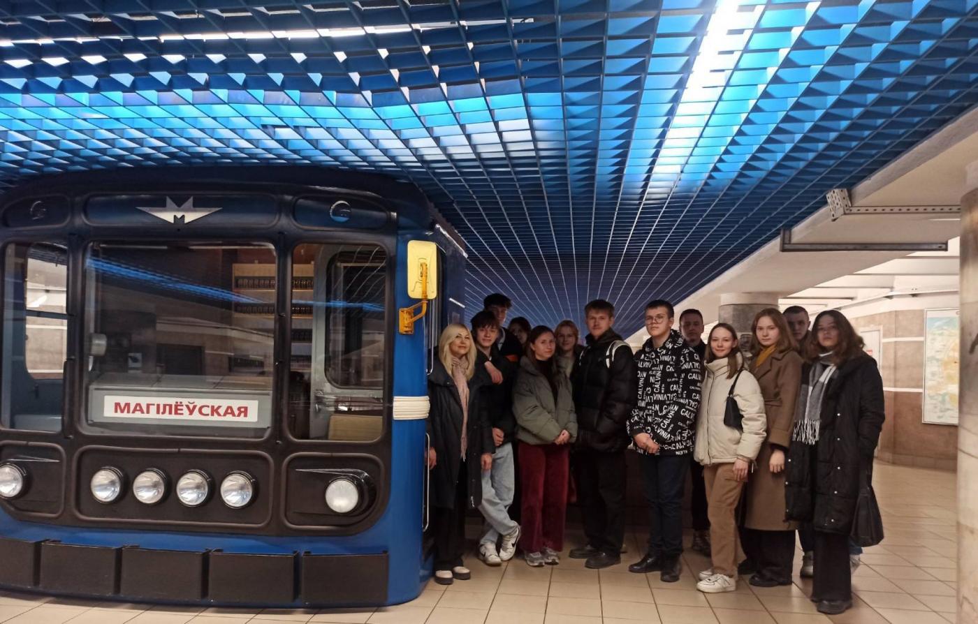 Студенты ПСФ посетили выставочную экспозицию Минского метрополитена